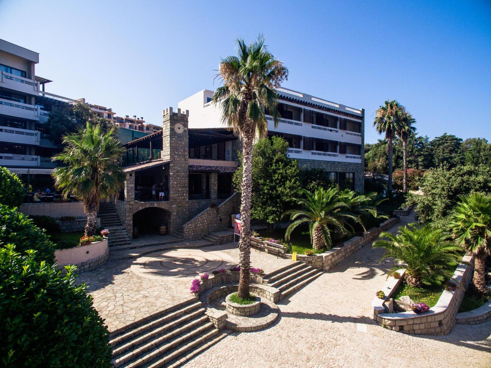 Ruza Vjetrova - Wind Rose Hotel Resort Dobra Voda Exterior photo